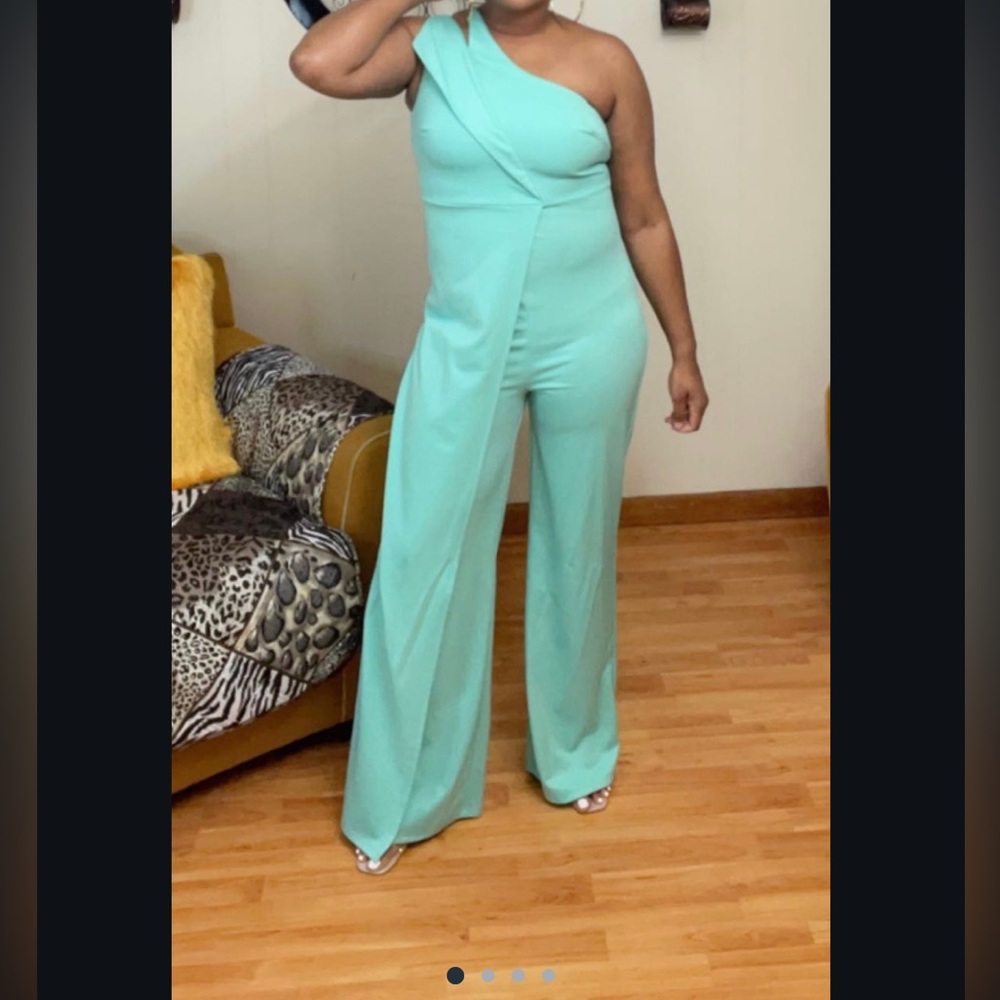 “BRITT” Standout Bougie Green Jumpsuit